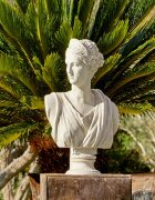 LOBERON Popiersie Ellora