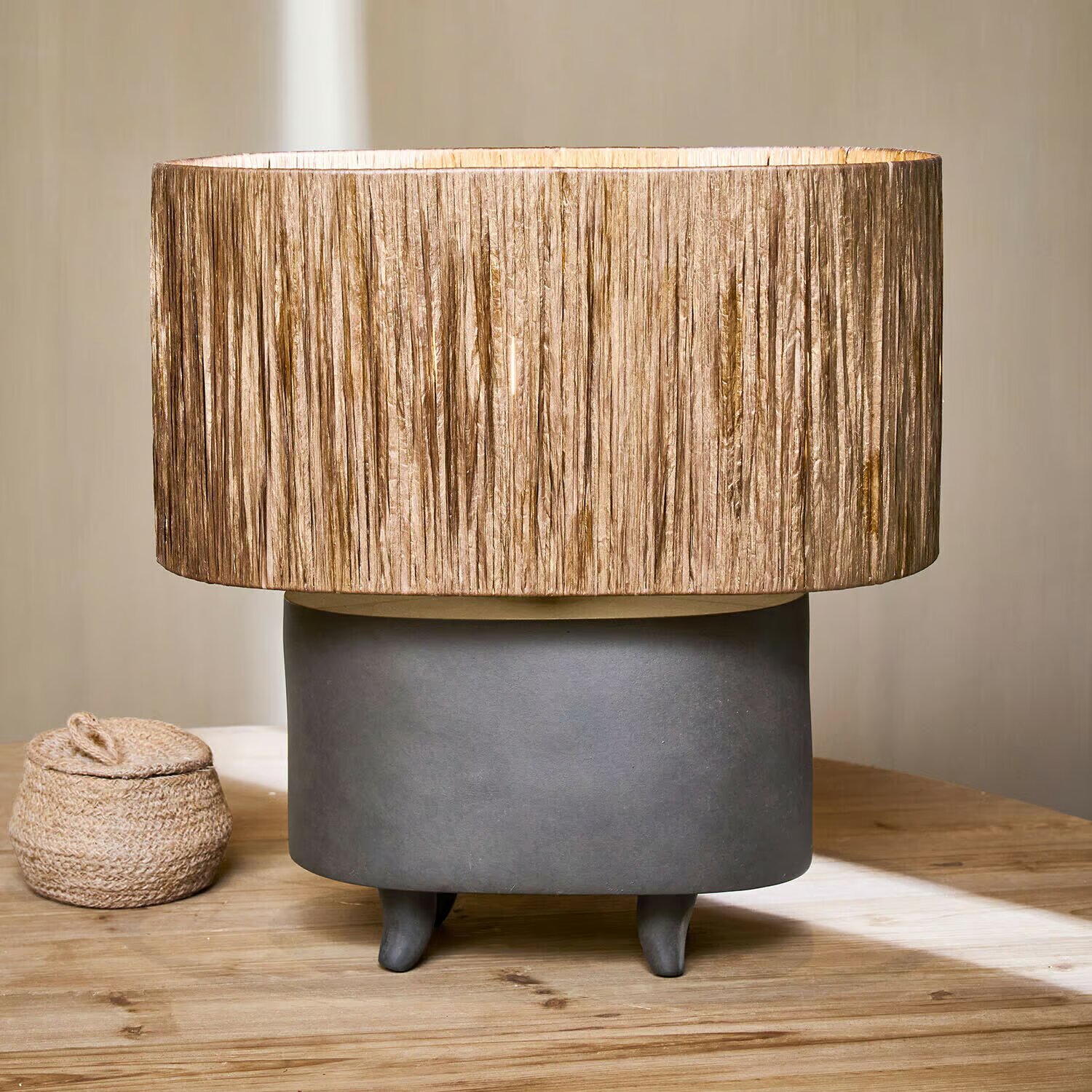 LOBERON Lampa stołowa Calouris
