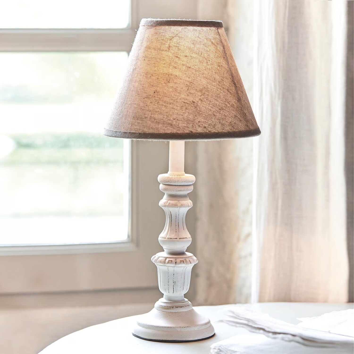 LOBERON Lampa stołowa Créteil