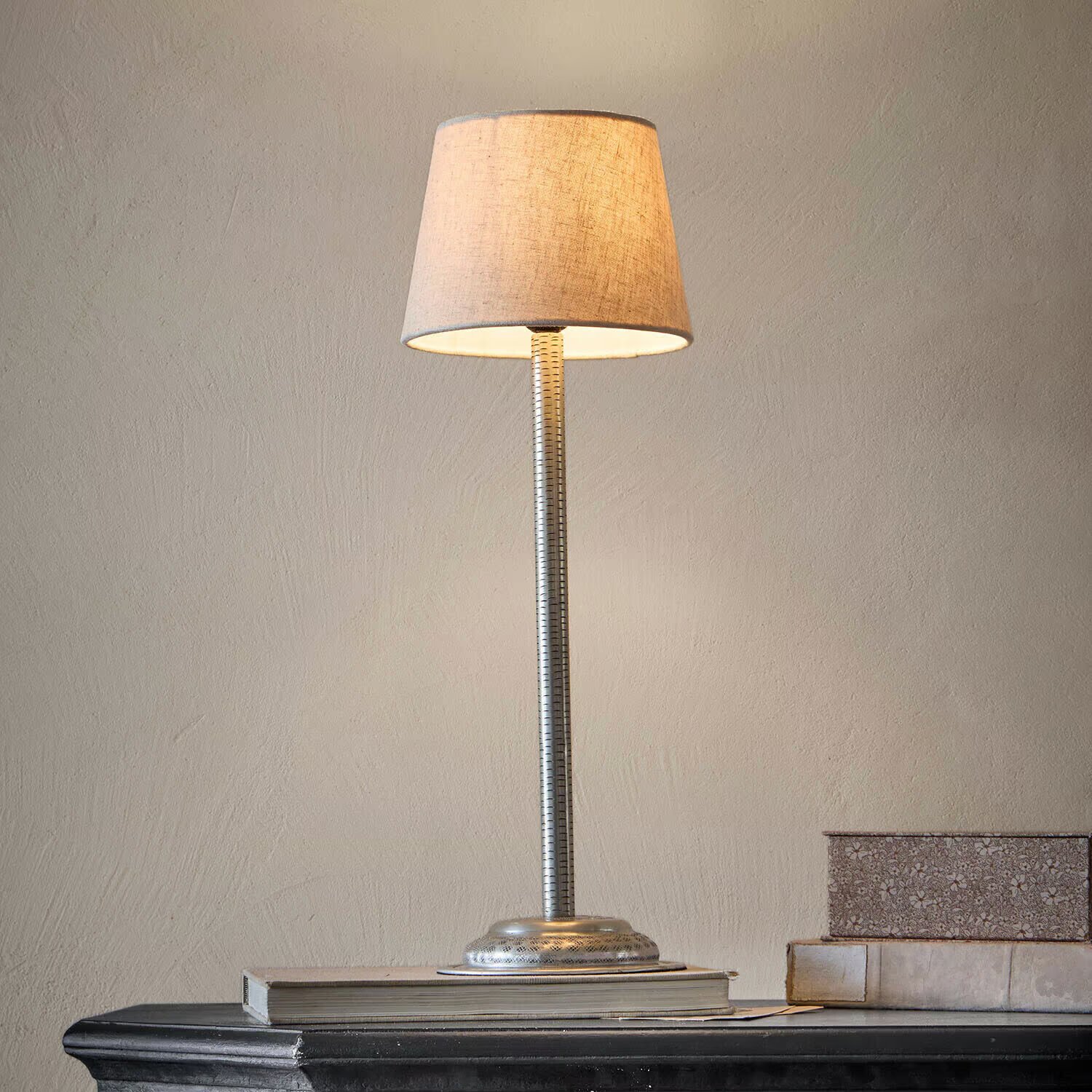 LOBERON Lampa stołowa Dorélane