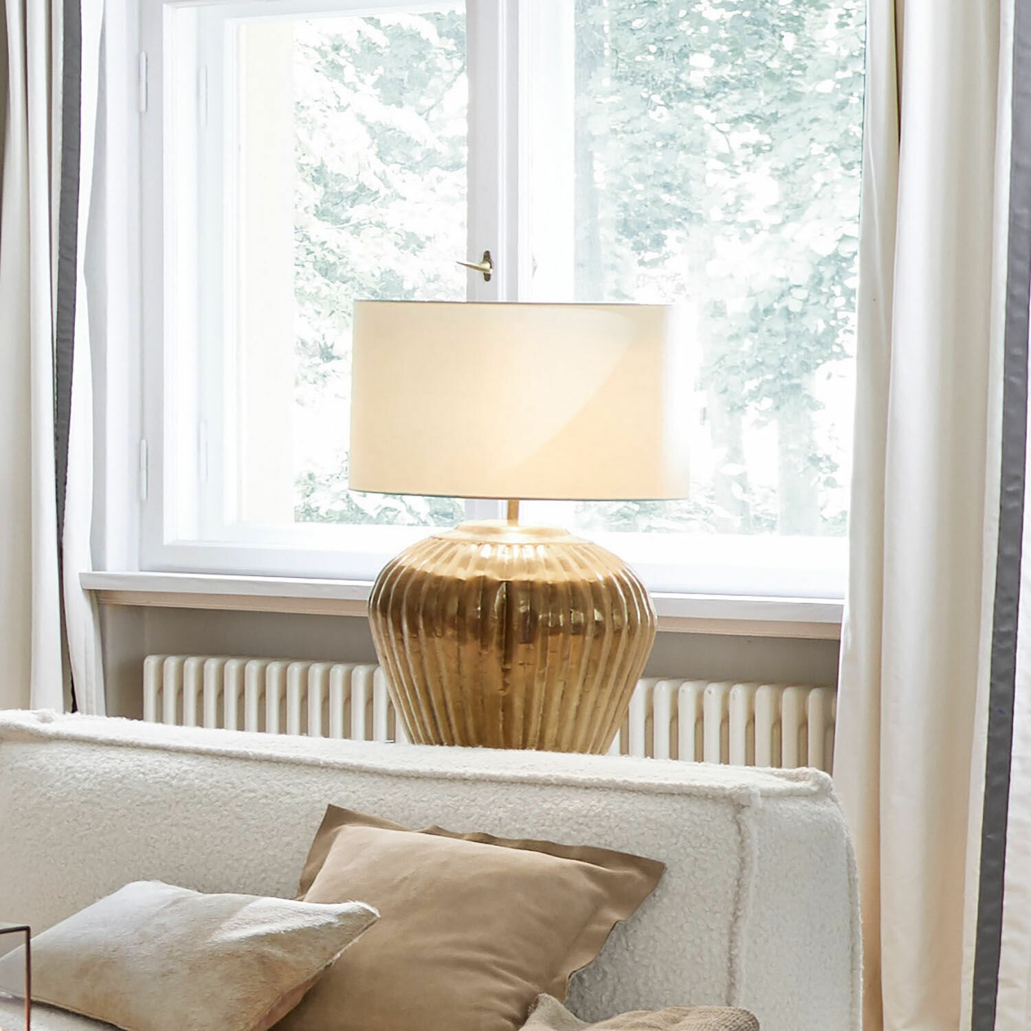 LOBERON Lampa stołowa Fauville