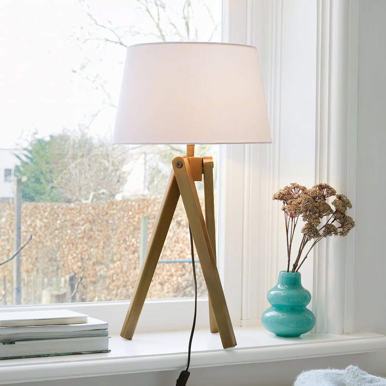 LOBERON Lampa stołowa Kelvio
