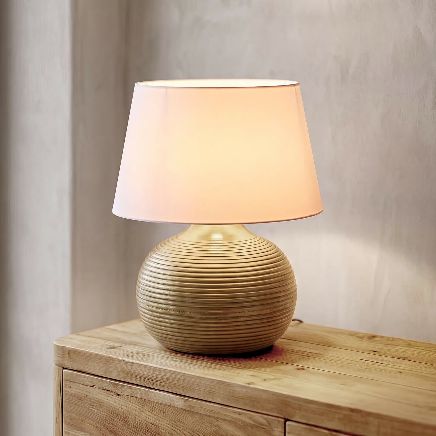 LOBERON Lampa stołowa Miravona