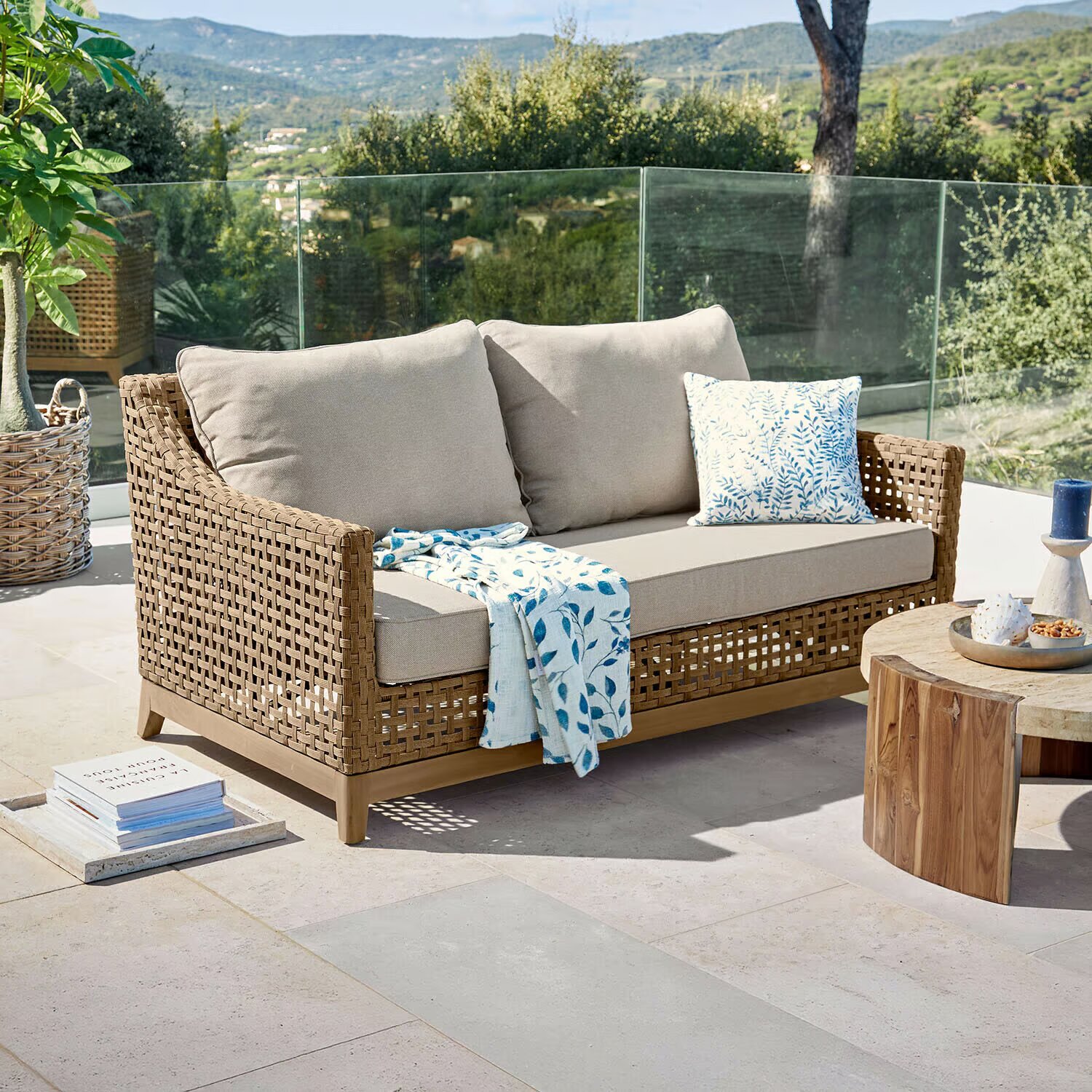 LOBERON Sofa Isolara